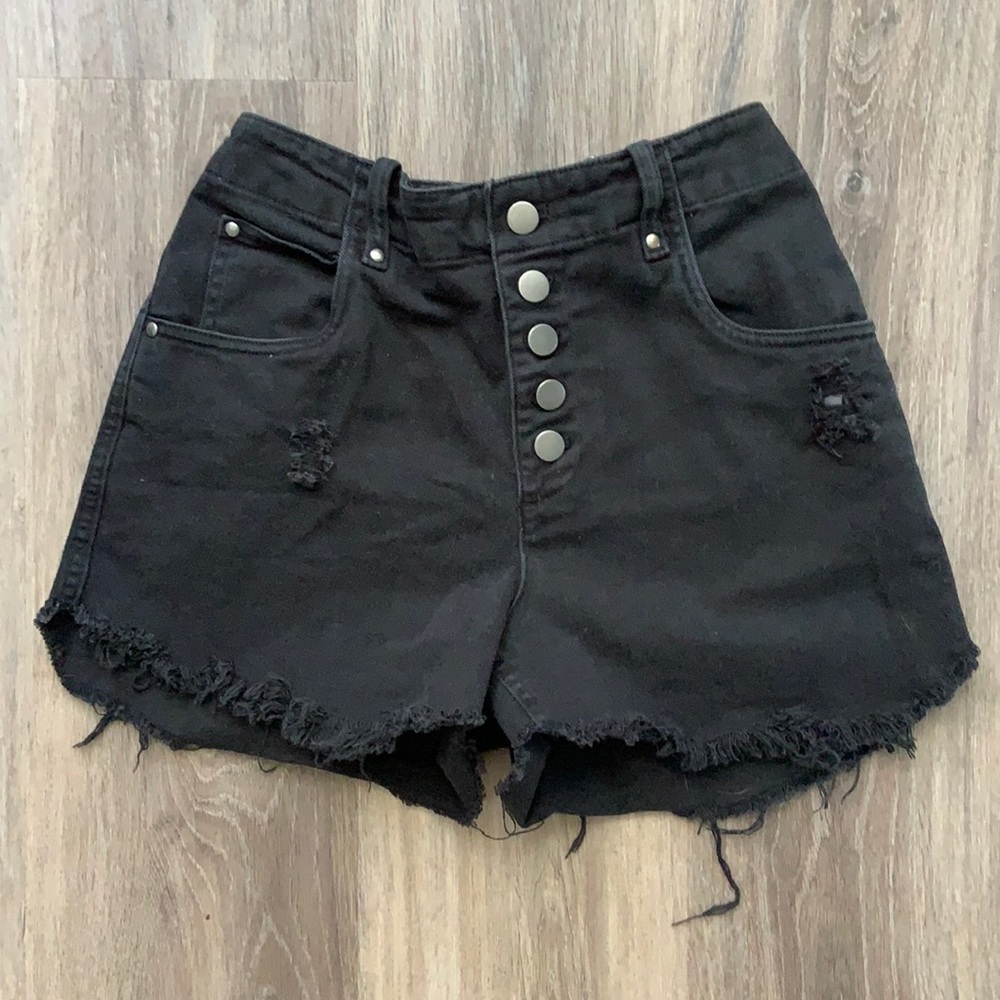 Gap high rise distressed shorts 4